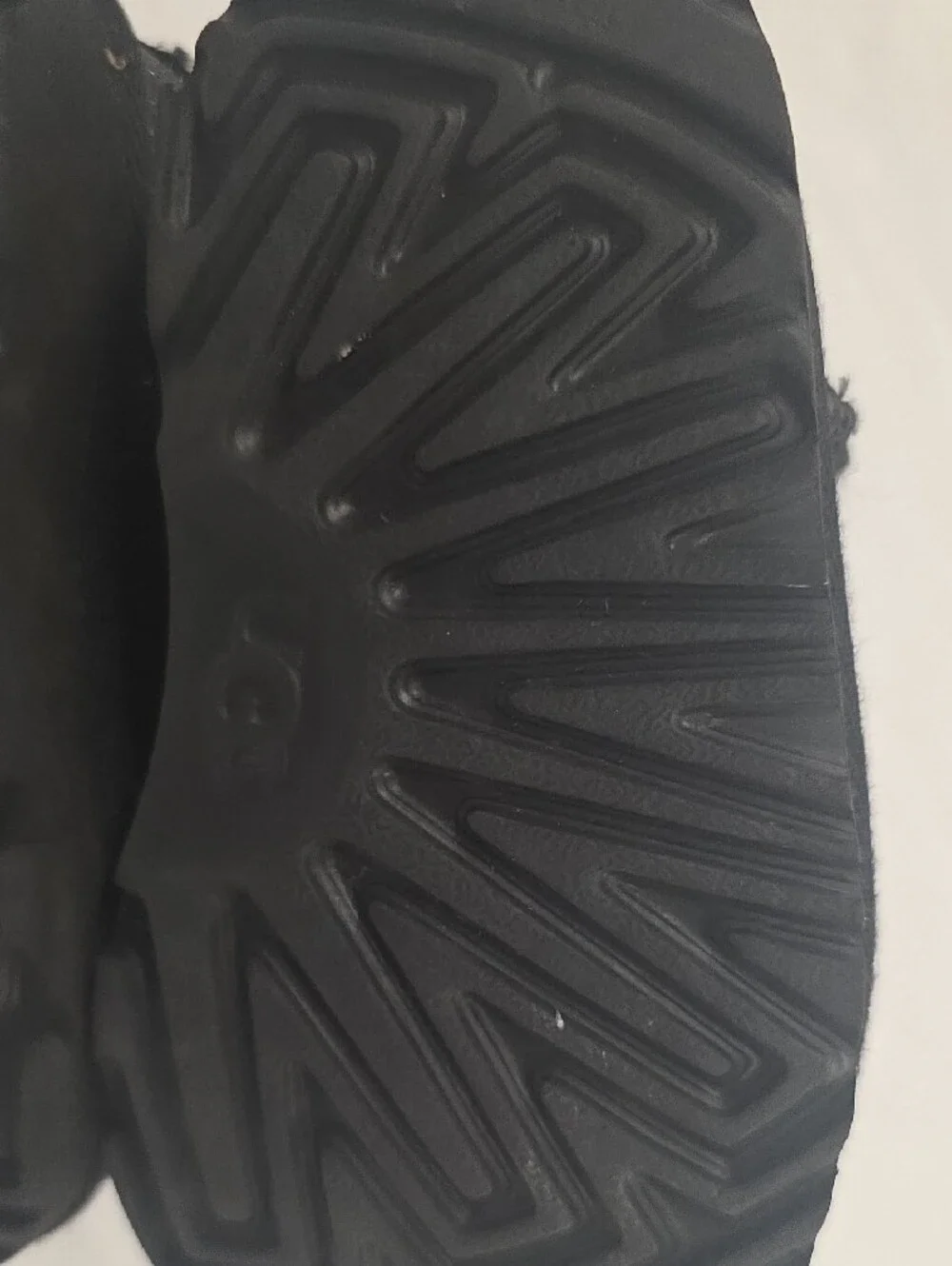 UGG Classic Short II Glitter Black Boots Kids Size 7